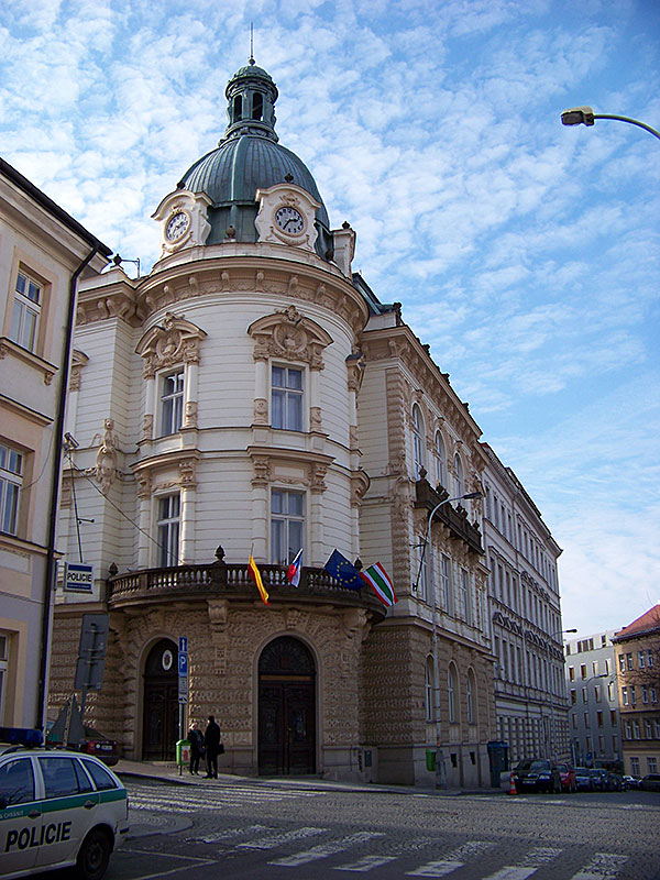 Budova Žižkovské radnice – vycházka 27. 3. 2022 (zdroj cs.wikipedia.org)