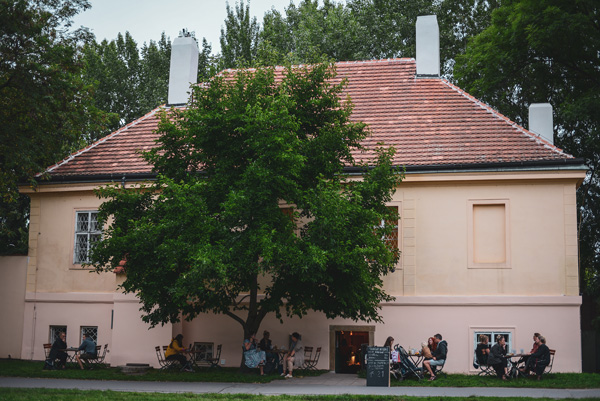 Michnovský letohrádek na Kampě