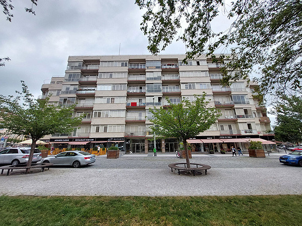 Skleněný palác, Praha 6, vycházka 14. 9., (zdroj: Mapy.cz, foto Jarda Nedoma)