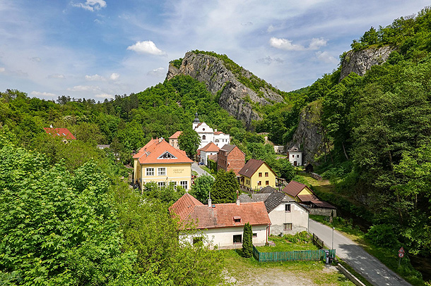 Svatý Jan pod Skalou, vycházka 23. 5. (zdroj: Mapy.com, foto Štěpán Dvořák)