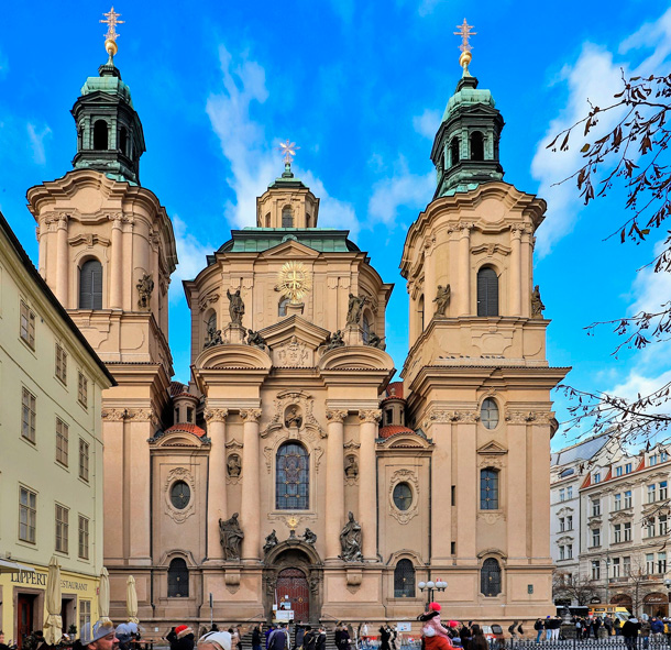 Kostel sv. Mikuláše na Starém městě, vycházka 13. 7. (zdroj: Mapy.com, foto Jiří Hloušek)